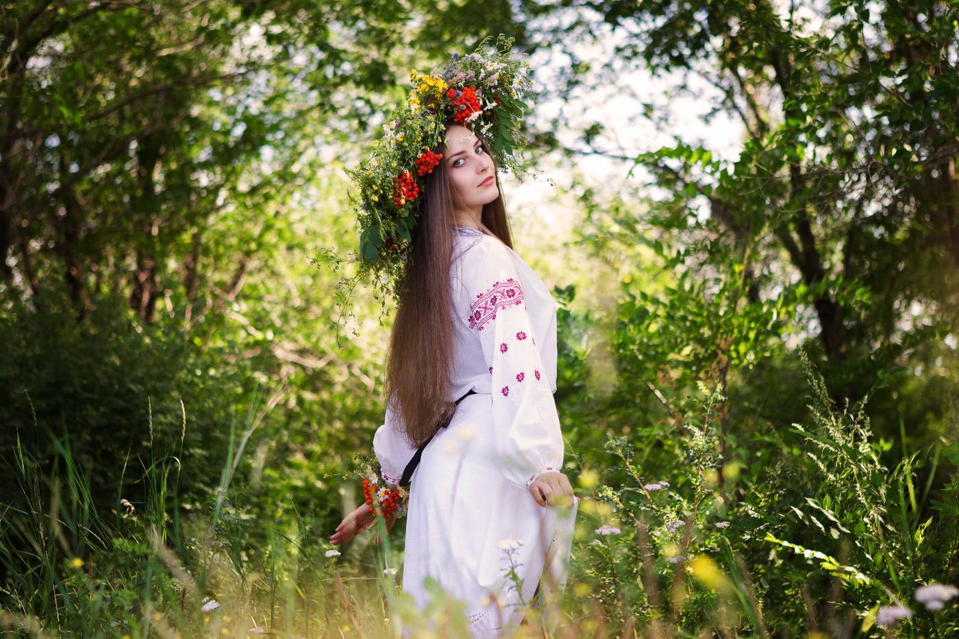 Slavic girls in Amravati