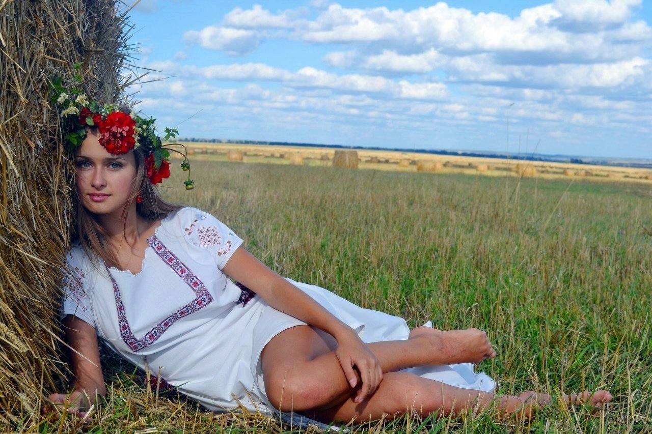 Slavic girls in Amravati