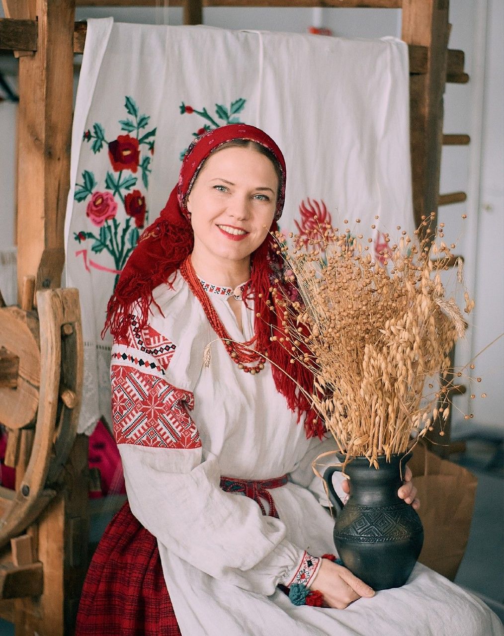 Women in Slavic costumes in Amravati